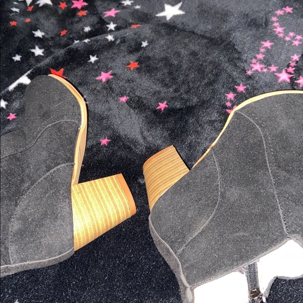 Black booties - Picture 5 of 5
